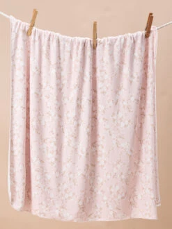 Sweet Magnolia Swaddle